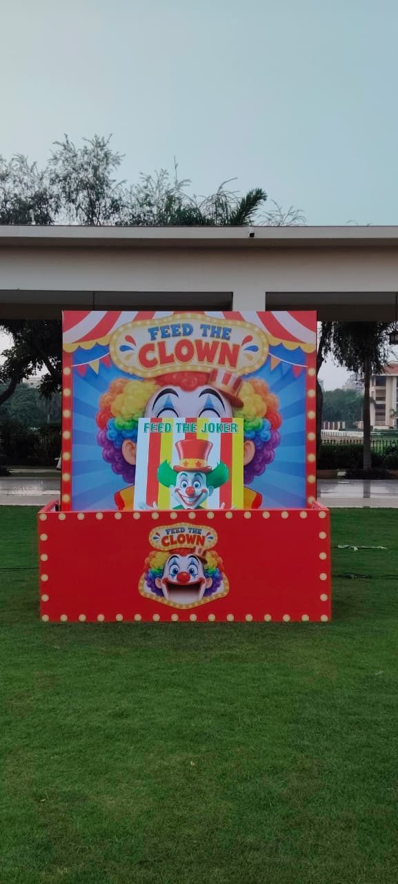 Feed-the-clown game stall