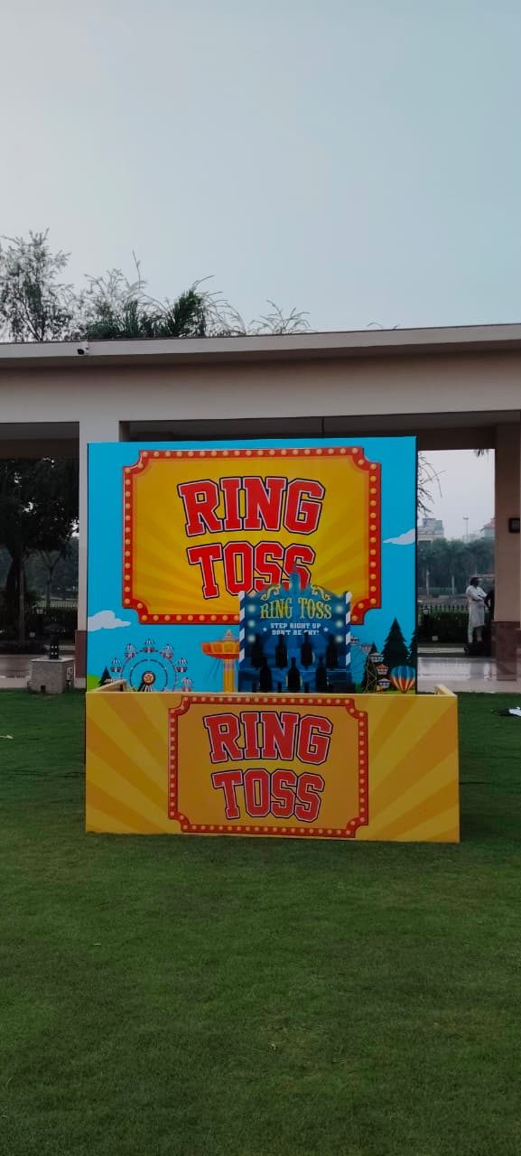 Ring toss stall